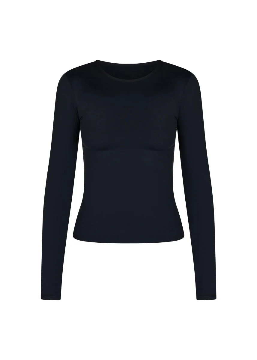 Kikiva Basic Tee Long Sleeve -  Black - Image 6