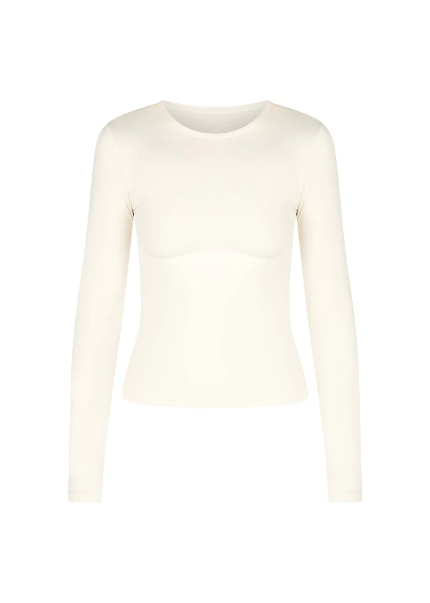 Kikiva Basic Tee Long Sleeve - Cream - Image 6